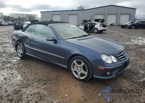 2007 Mercedes-Benz Clk 550 из США, поврежденный, VIN WDBTK72F47F223553